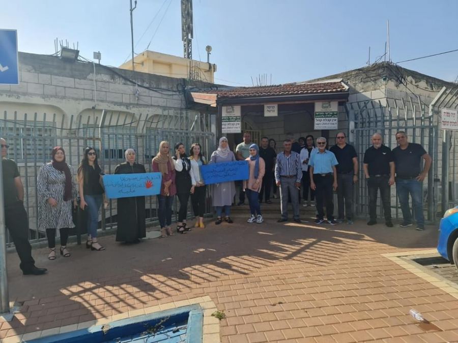 وقفه احتجاجيه لموظفو مجلس البعنه بعد الاعتداء على زميلهم مهندس المجلس مروان جريس